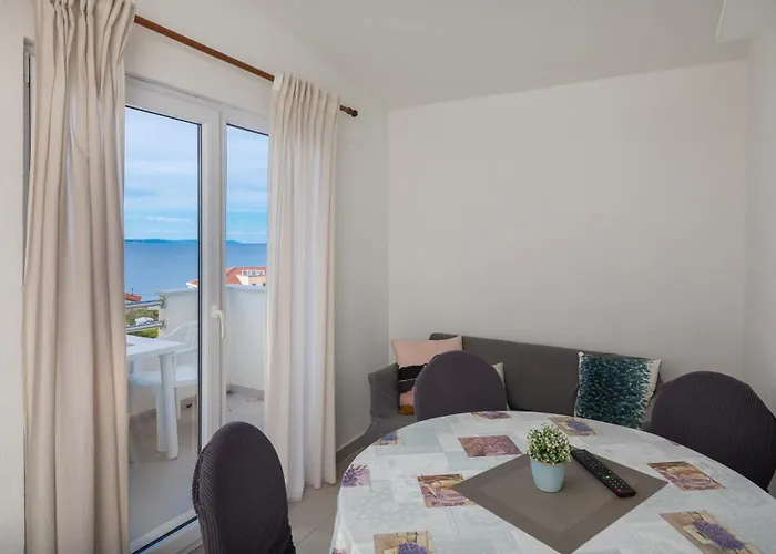 Roza Apartman Omis