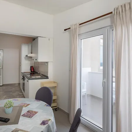 Roza Apartman Omis