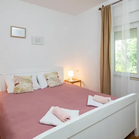 Roza Apartment Omis