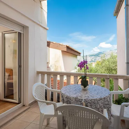 Roza Apartment